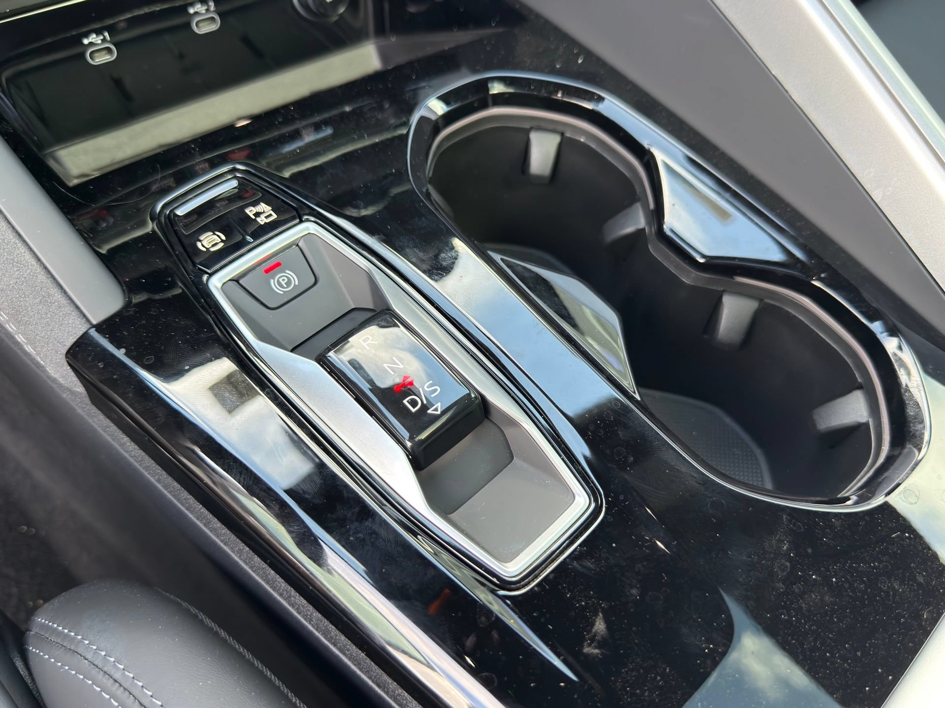 New 2026 Audi SQ5 Prestige AWD/4WD image 13