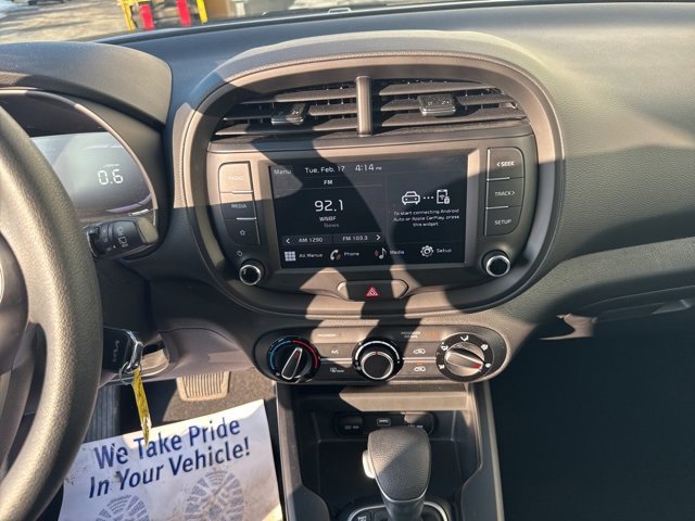 Certified 2025 Kia Soul LX image 13
