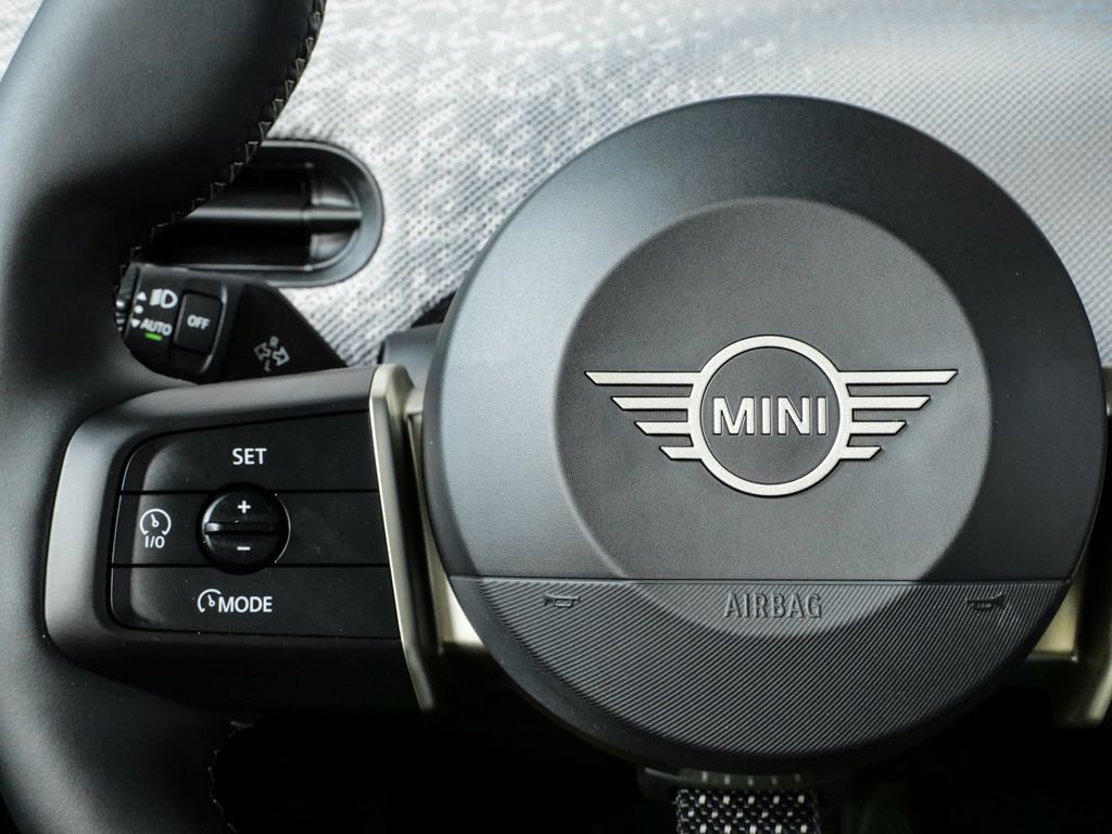 Used 2025 MINI Cooper S image 10