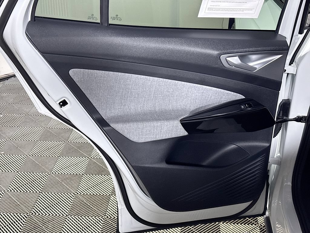 Certified 2024 Volkswagen ID.4 2WD image 20