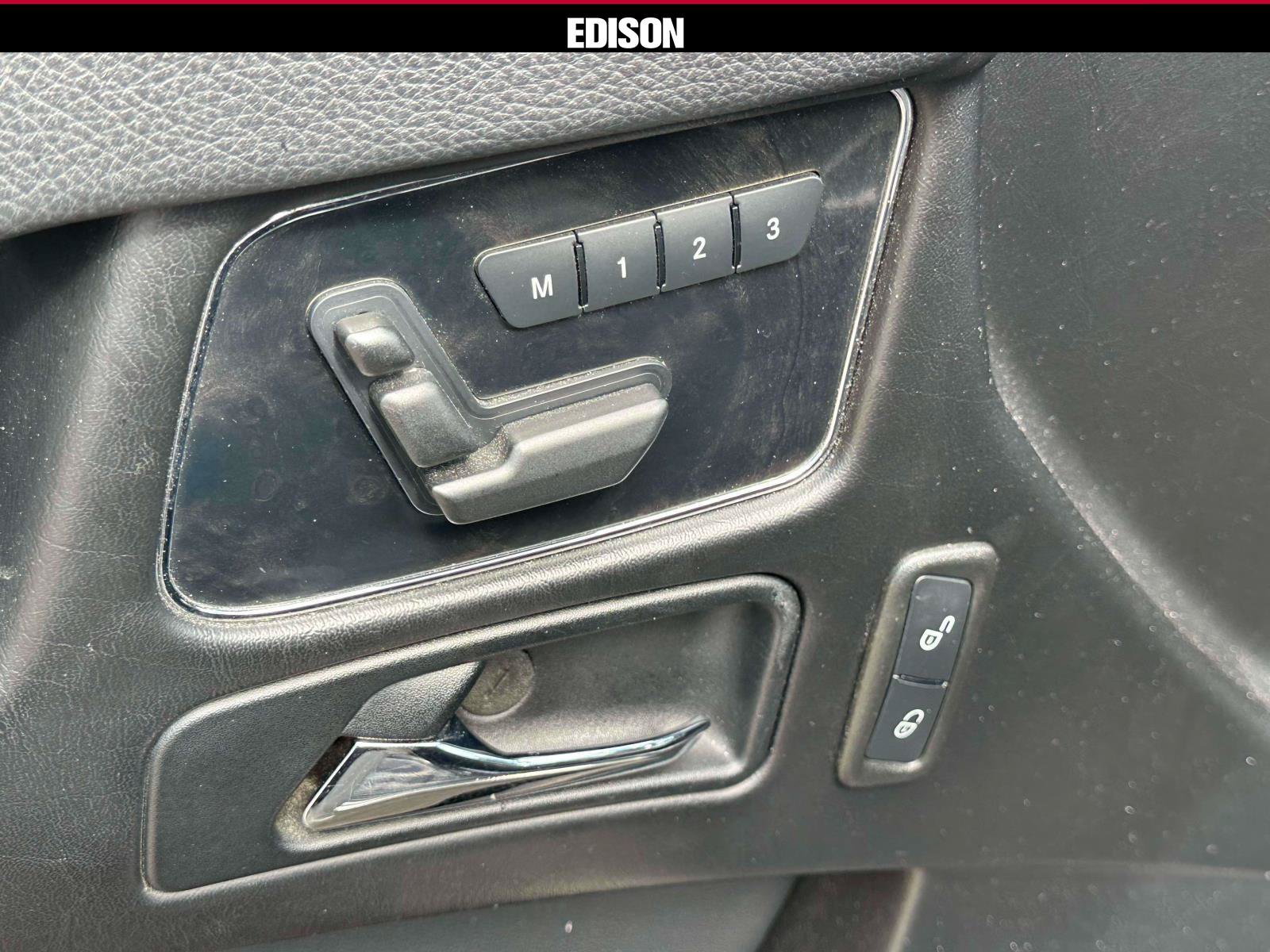 Used 2017 Mercedes-Benz G 550 image 18