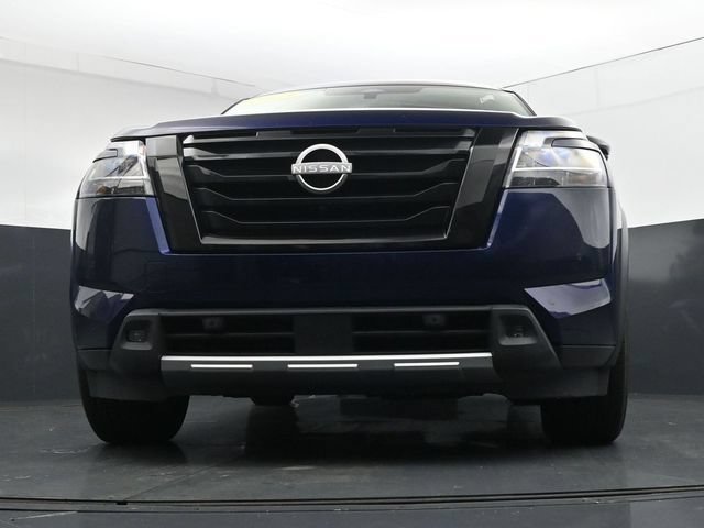 Used 2023 Nissan Pathfinder SL FWD image 39