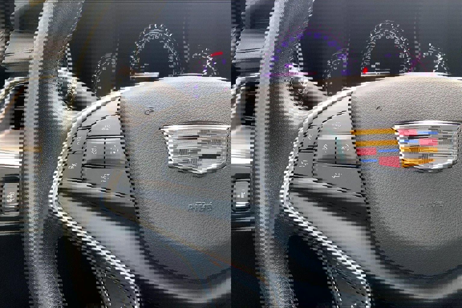 Used 2019 Cadillac XT5 Luxury AWD/4WD image 18