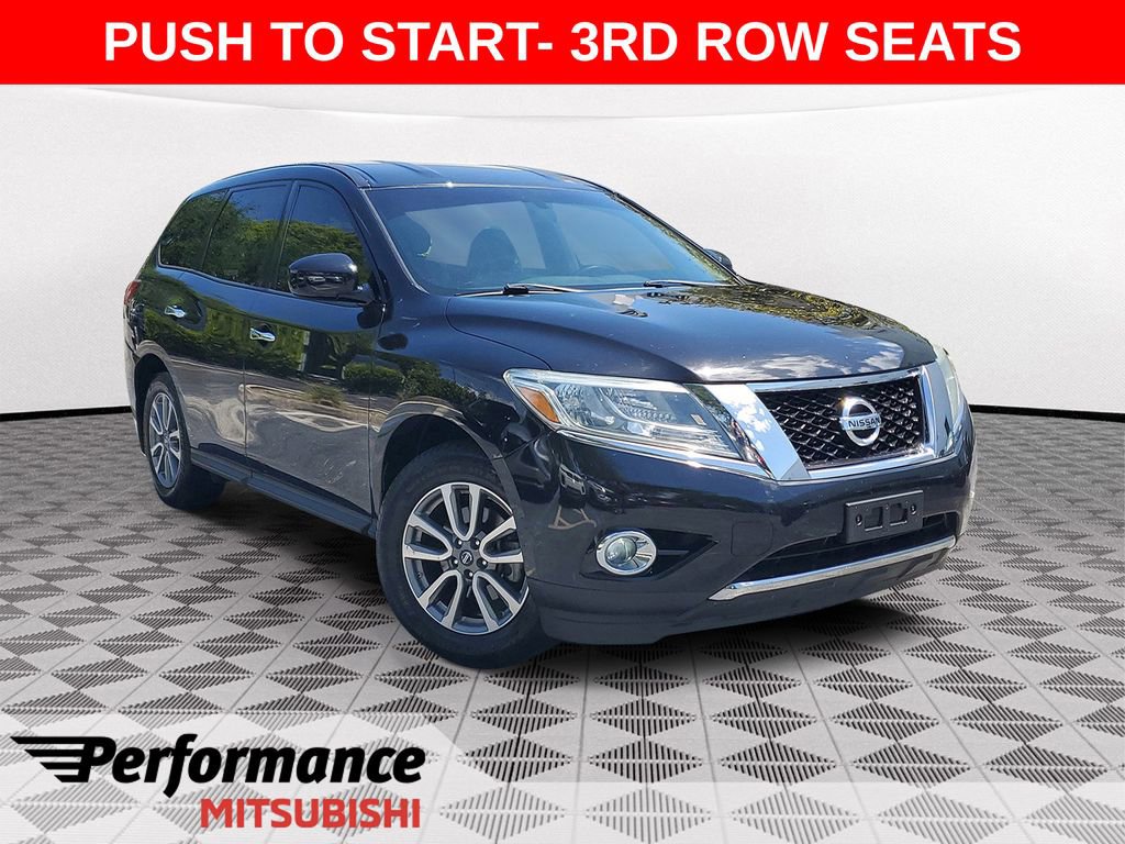Used 2015 Nissan Pathfinder S FWD image 1