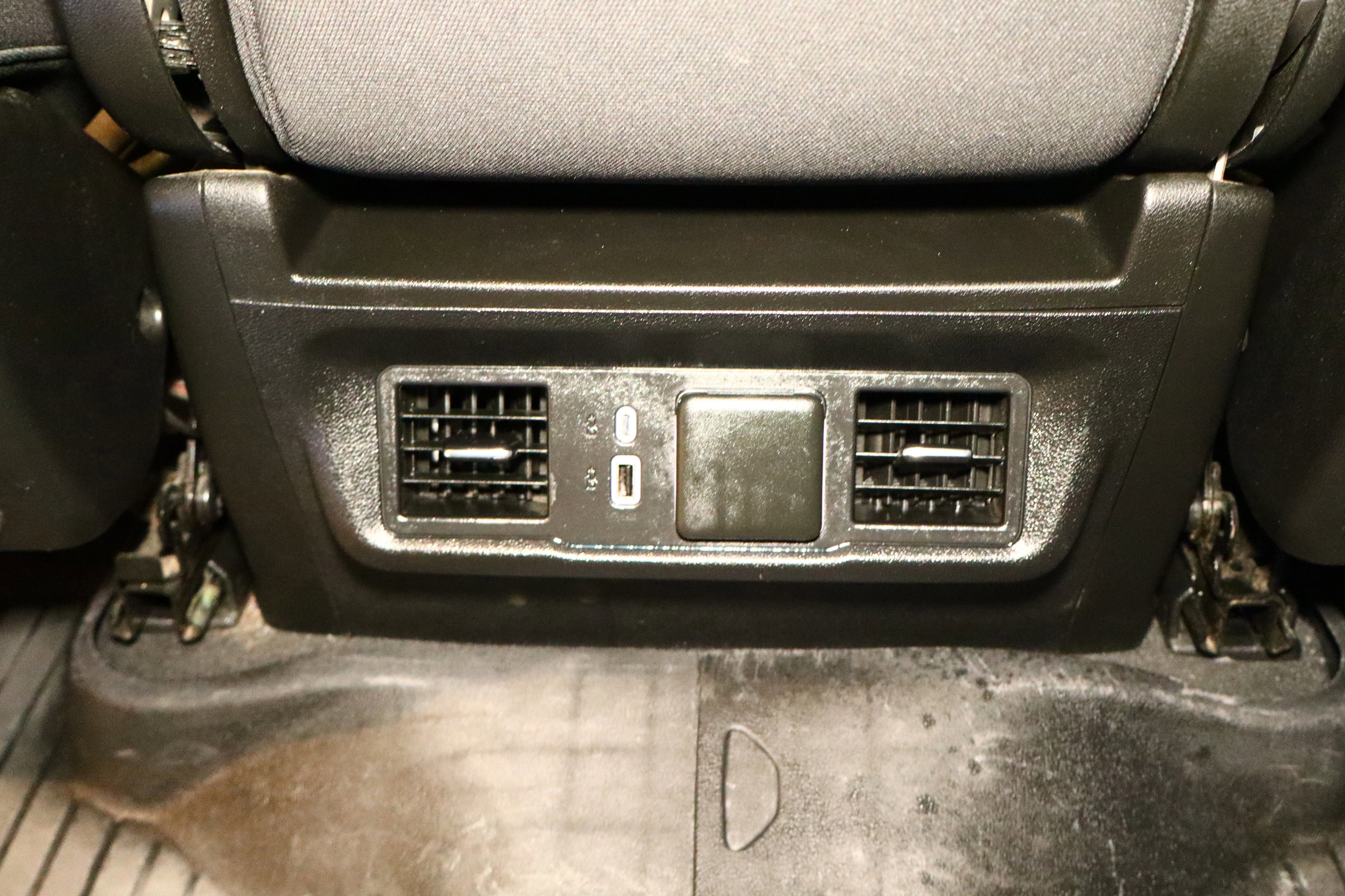 Used 2024 Chevrolet Silverado 2500 LT image 36