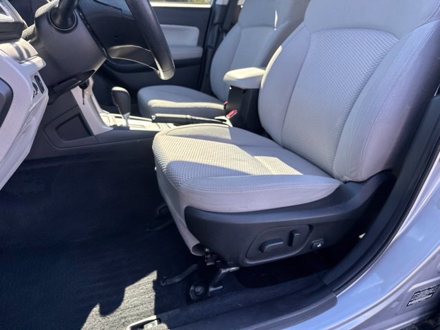 Used 2017 Subaru Forester 2.5i Premium w/ All-Weather Package AWD/4WD image 9