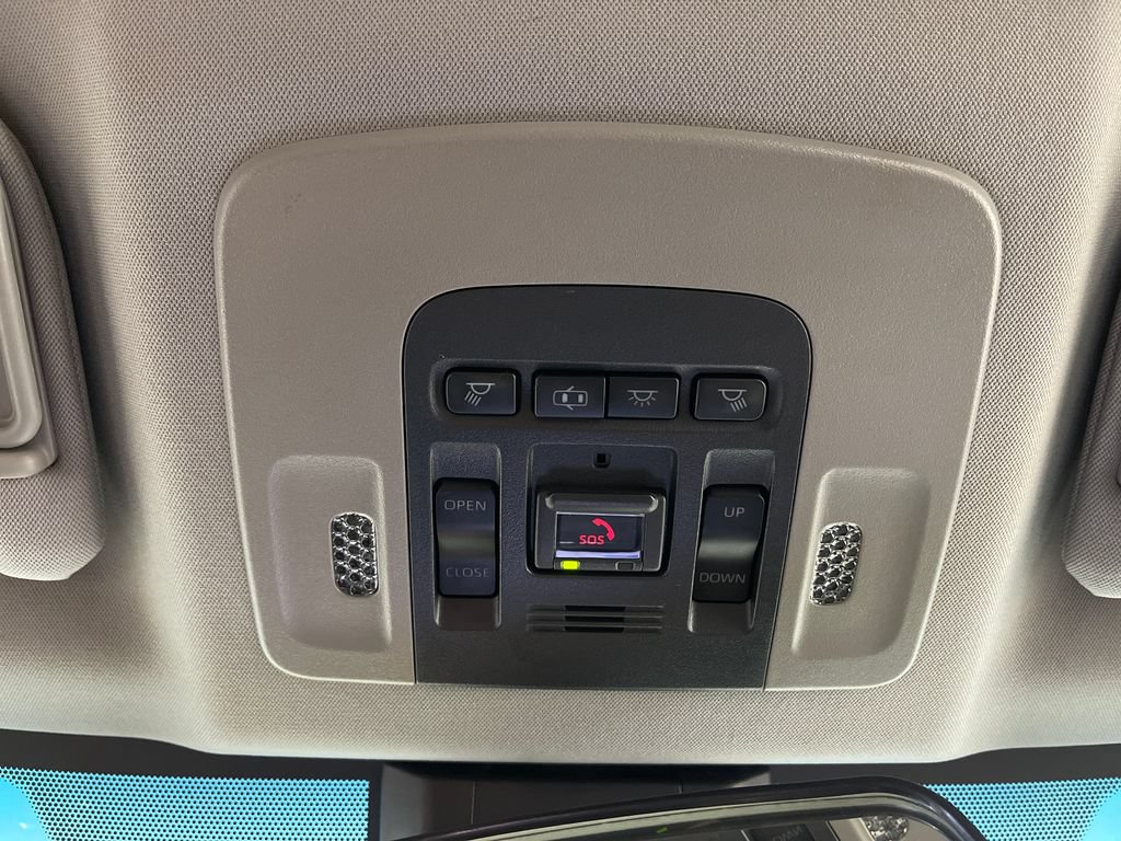 Certified 2020 Toyota Camry SE FWD image 29