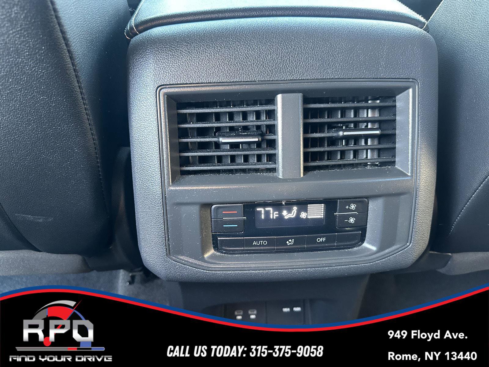 Used 2022 Volkswagen Atlas SE image 23