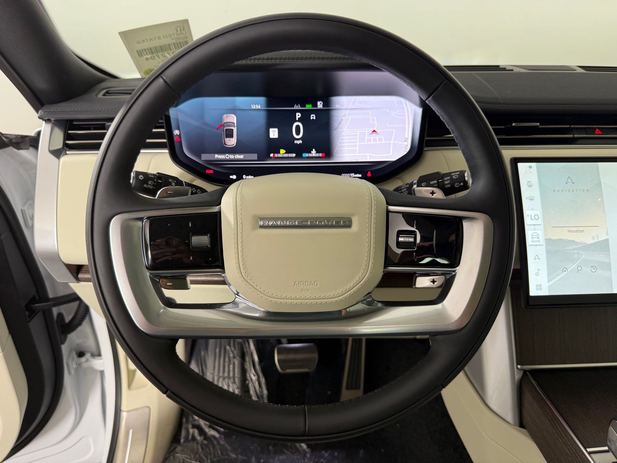 New 2026 Land Rover Range Rover Long Wheelbase SE AWD/4WD image 17