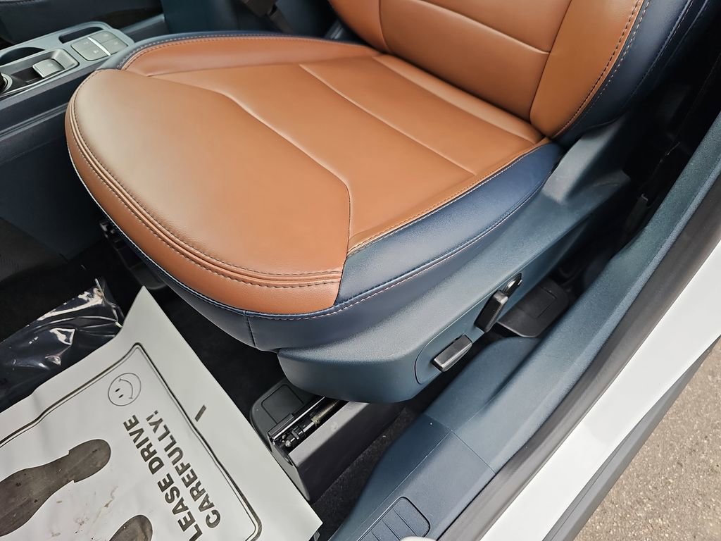 Used 2024 Ford Maverick Lariat w/ 4K Tow Package image 33