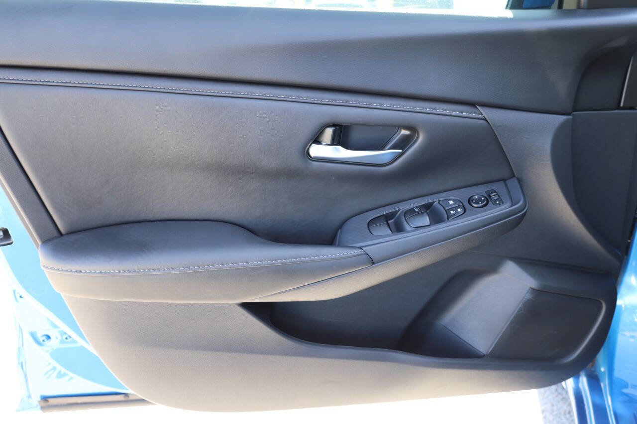 Used 2025 Nissan Sentra SV w/ All-Weather Package image 12