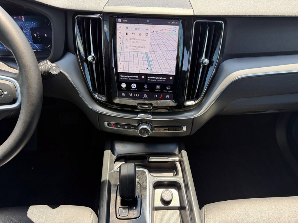 Used 2025 Volvo XC60 B5 Core AWD/4WD image 11