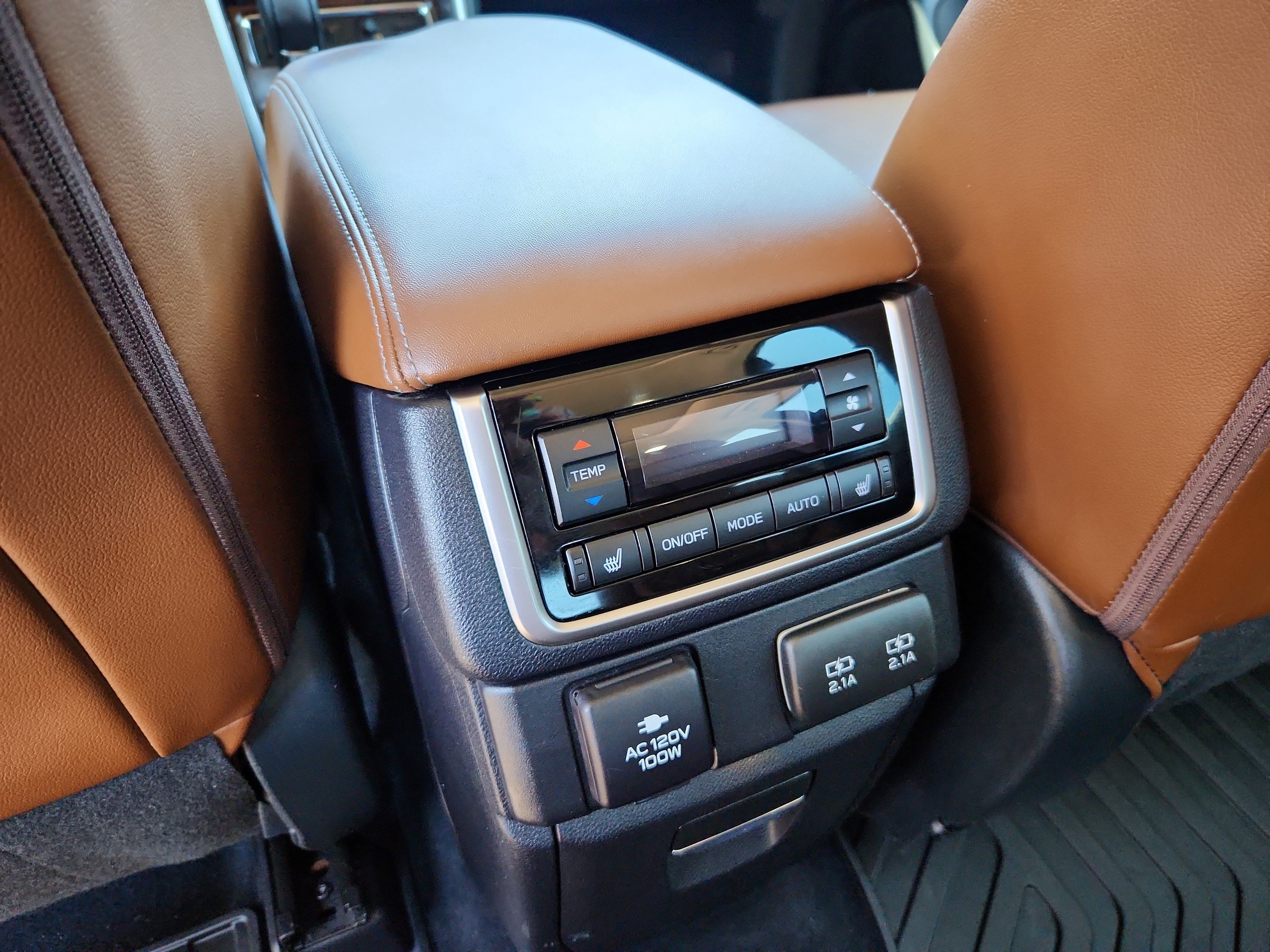 Used 2020 Subaru Ascent Touring AWD/4WD image 15