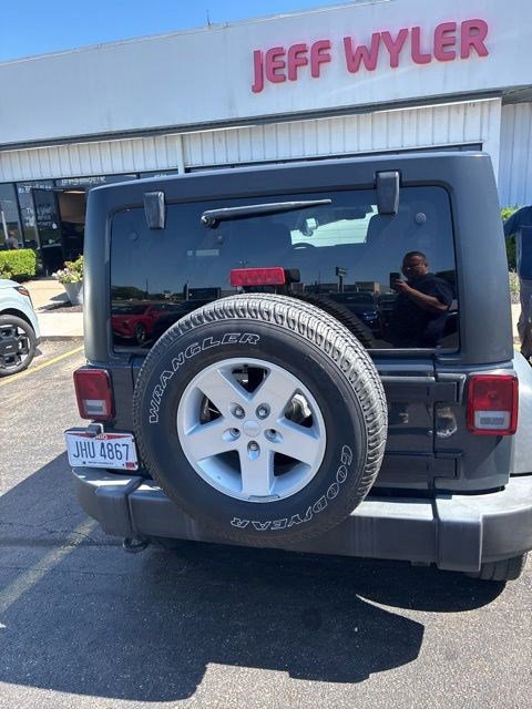Used 2017 Jeep Wrangler Unlimited Sport w/ Quick Order Package 24S AWD/4WD image 7