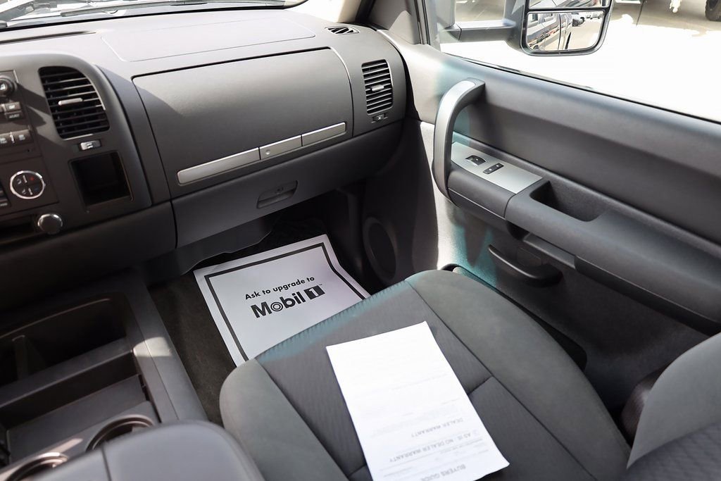 Used 2009 Chevrolet Silverado 2500 W/T image 20