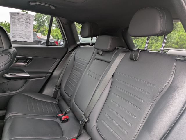 Used 2023 Mercedes-Benz GLC 300 image 31