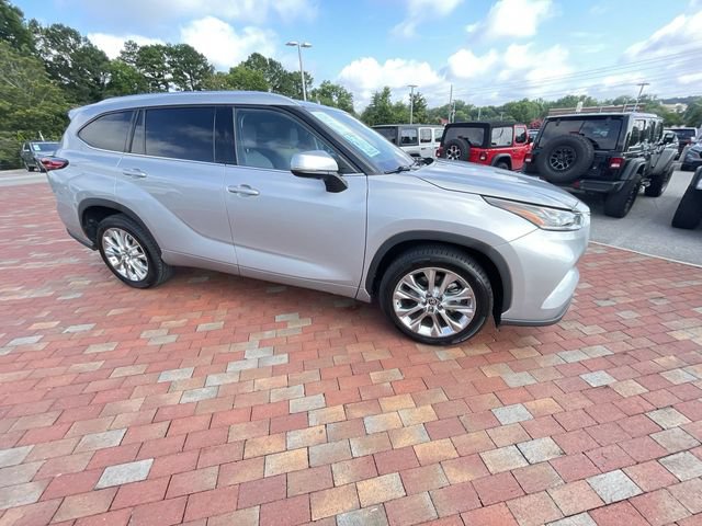 Used 2021 Toyota Highlander Limited FWD image 37