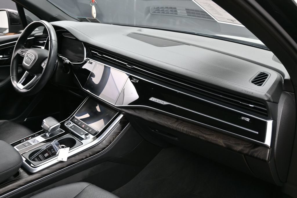 Used 2023 Audi Q7 2.0T Premium Plus w/ Premium Plus Package AWD/4WD image 37