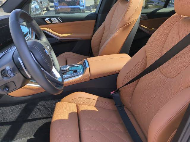Used 2025 BMW X5 sDrive40i w/ Premium Package RWD image 16