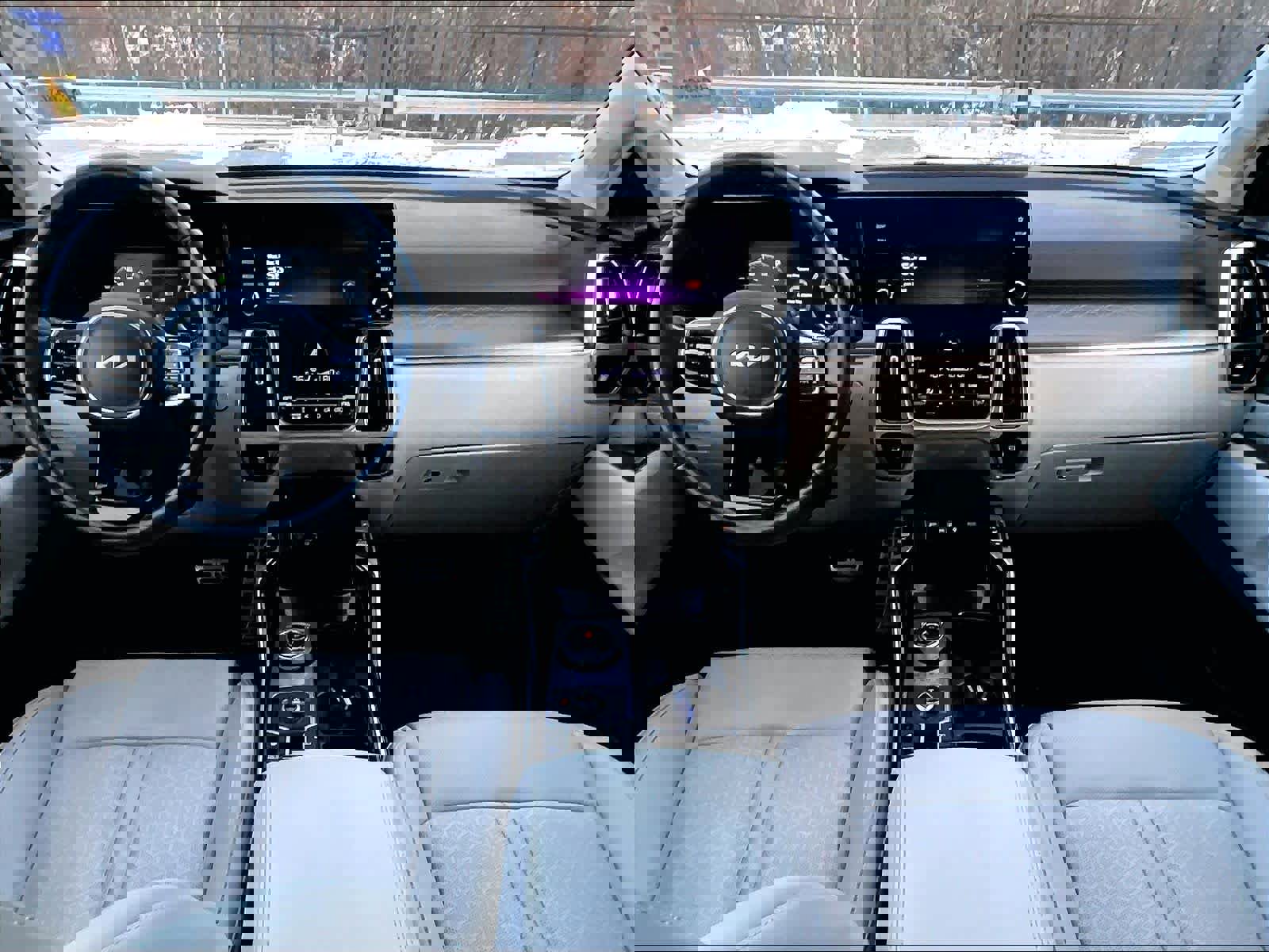 Used 2023 Kia Sorento SX Prestige w/ Panoramic Sunroof Package image 22