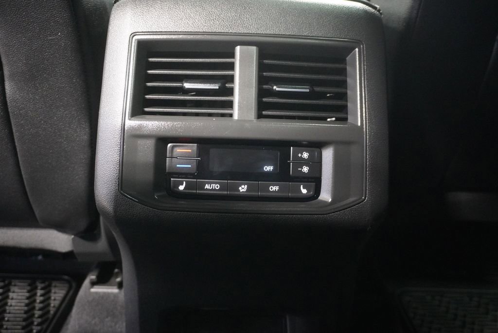 Used 2021 Volkswagen Atlas SEL Premium image 11