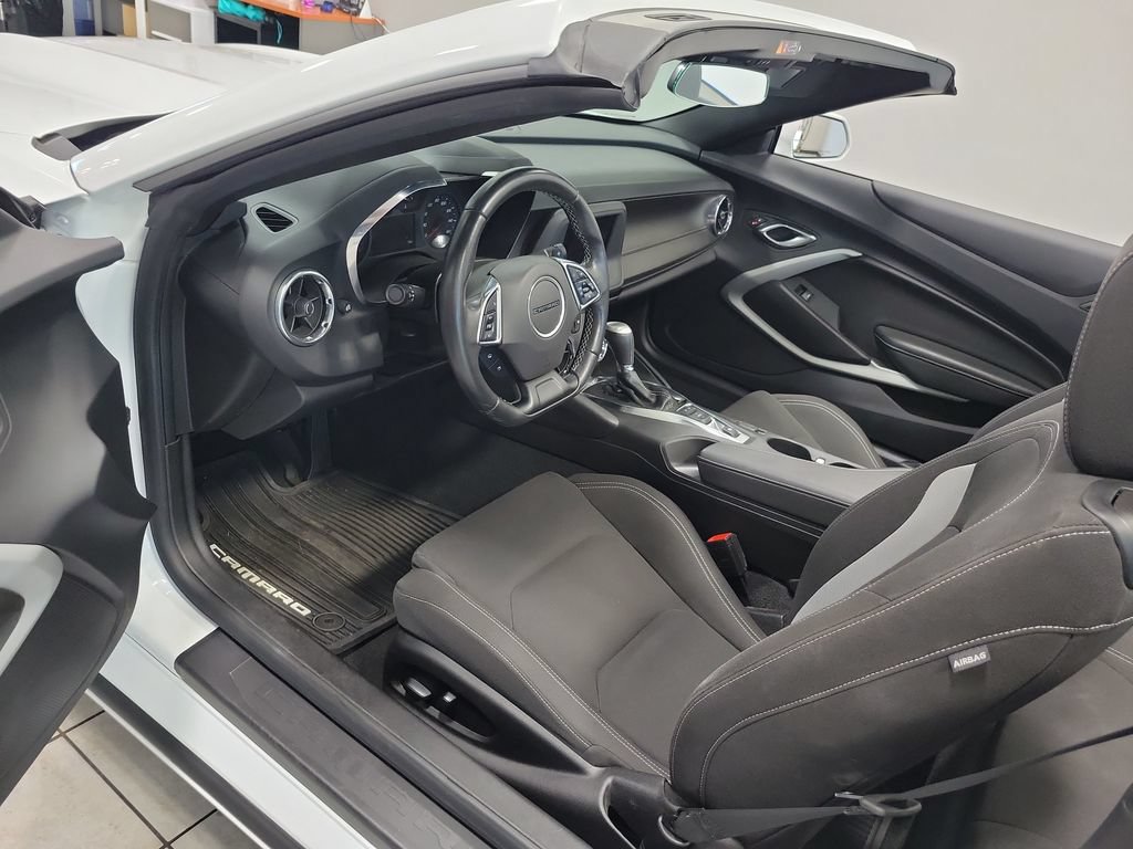 Used 2023 Chevrolet Camaro LT RWD image 27