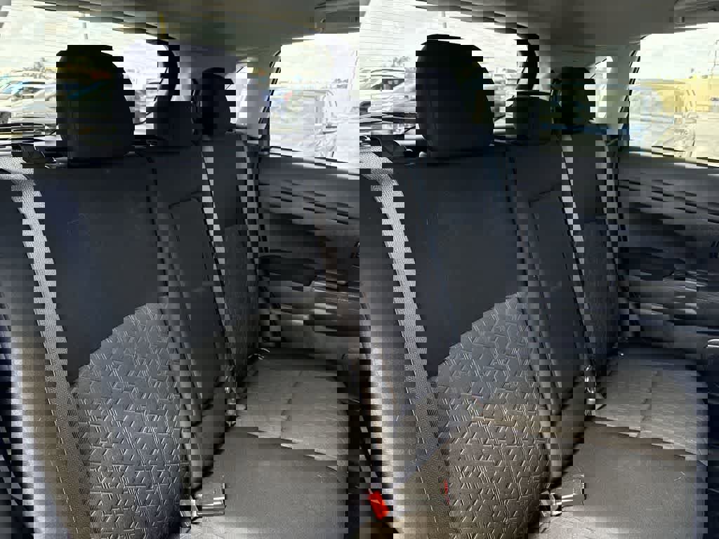 Used 2025 Mitsubishi Outlander Sport ES image 26