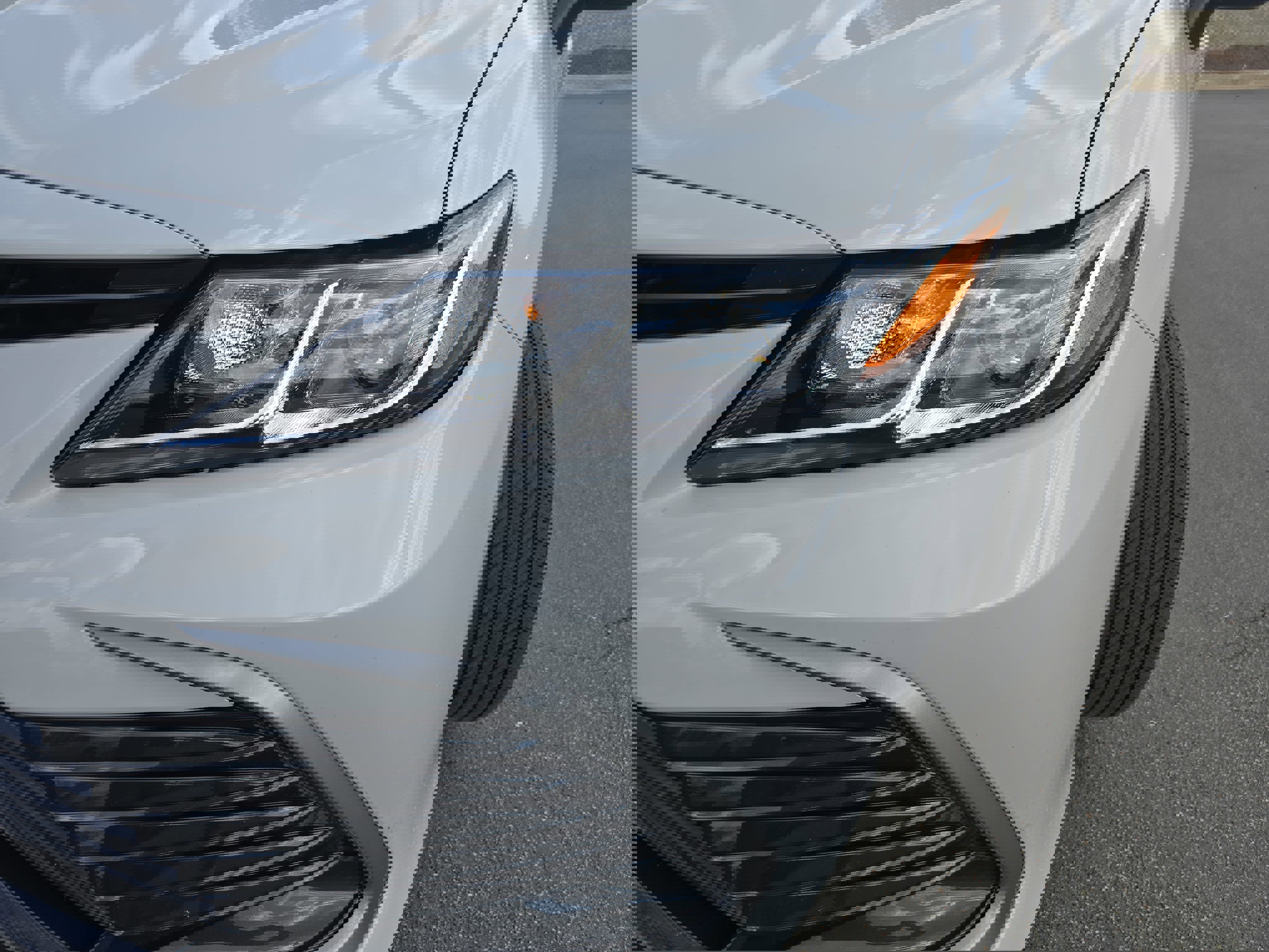 Used 2023 Toyota Camry LE image 32