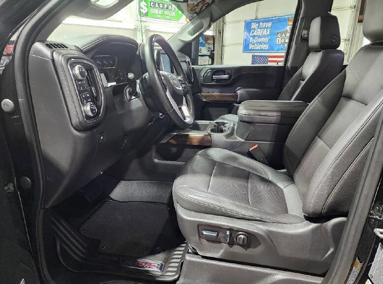 Used 2023 GMC Sierra 2500 SLT w/ SLT Premium Package AWD/4WD image 9