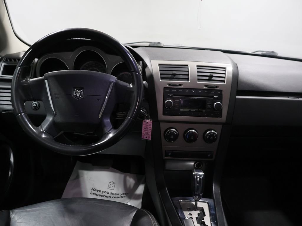Used 2010 Dodge Avenger R/T image 17