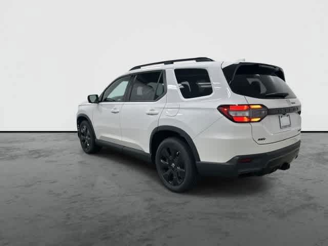 New 2026 Honda Pilot Black Edition image 2