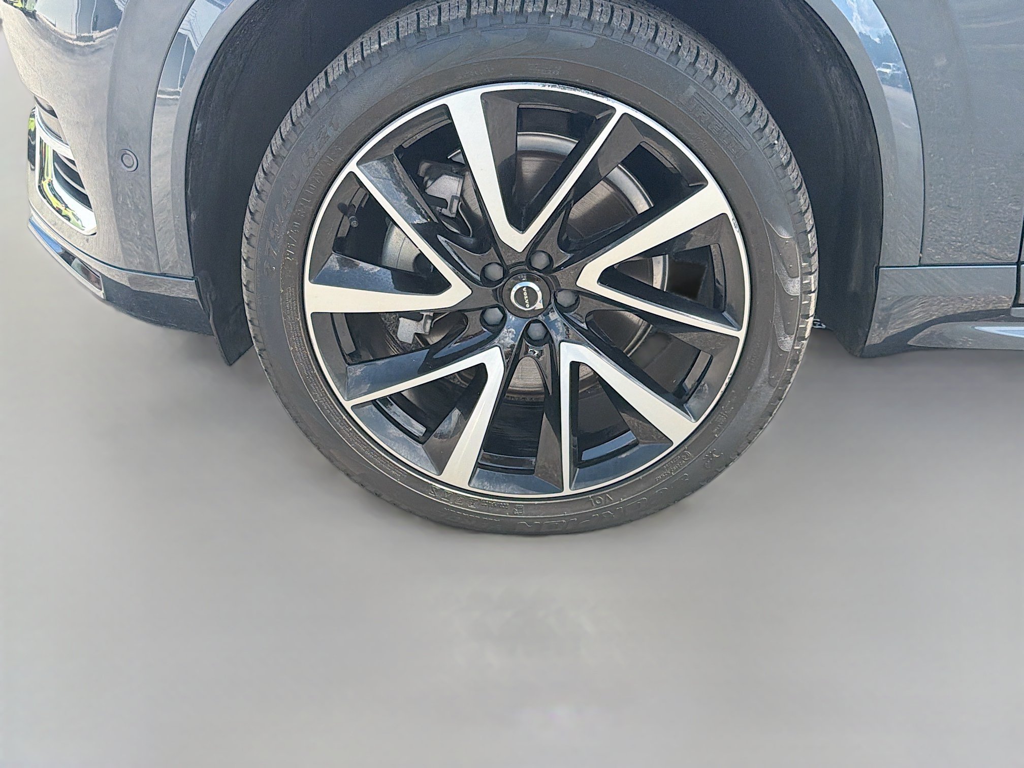 Used 2025 Volvo XC90 B5 Plus w/ Protection Package Premier AWD/4WD image 41