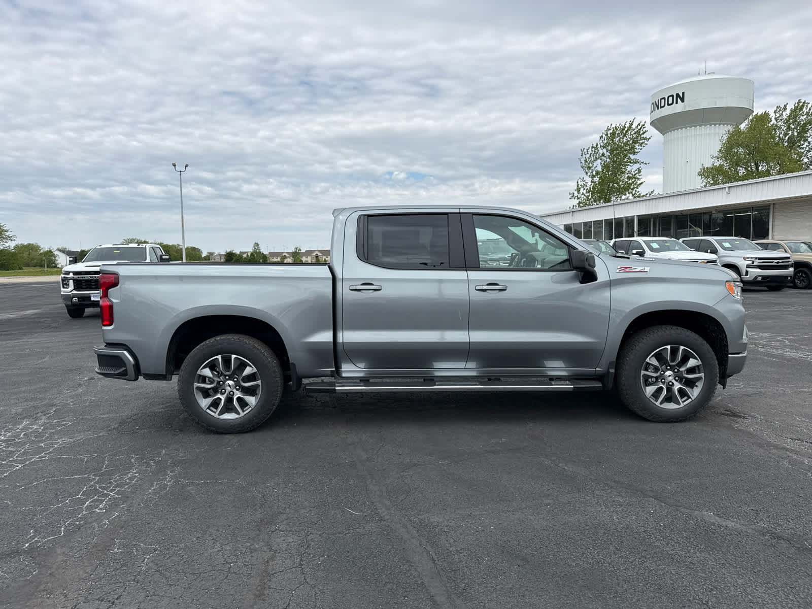 New 2026 Chevrolet Silverado 1500 RST w/ All Star Edition Plus AWD/4WD image 6