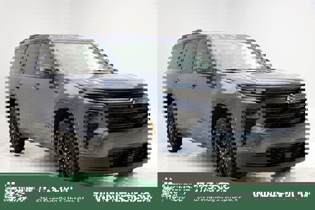 Used 2024 Chevrolet Traverse LT w/ Midnight/Sport Edition