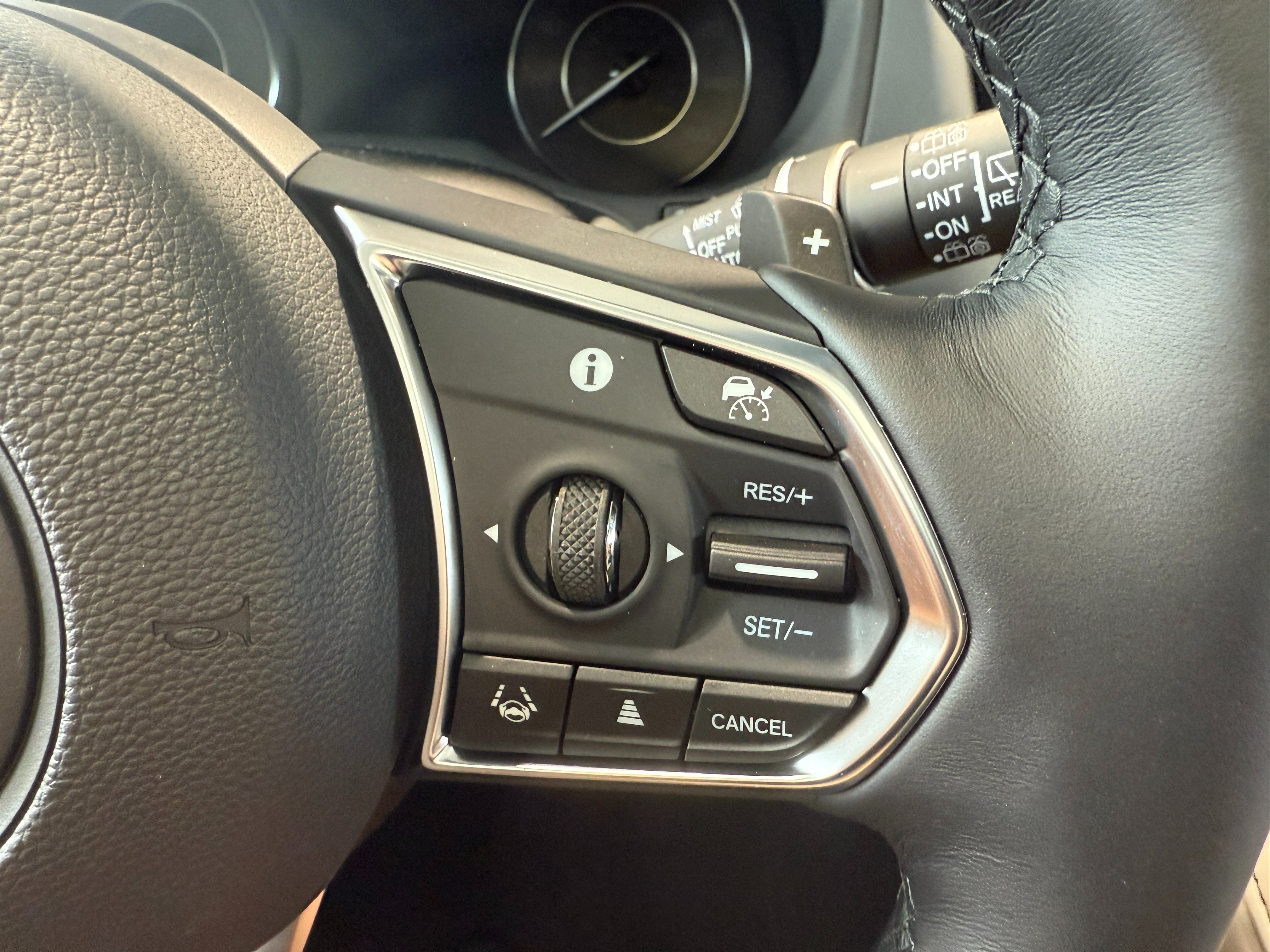 New 2026 Acura RDX w/ Advance Package AWD/4WD image 18