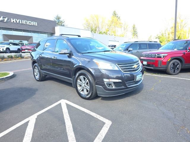 Used 2017 Chevrolet Traverse LT AWD/4WD image 2