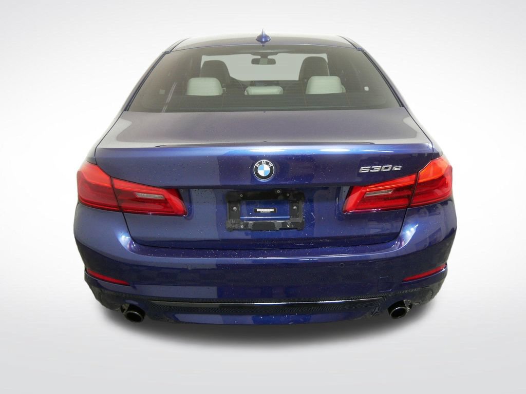Used 2018 BMW 530e xDrive w/ Premium Package 2 AWD/4WD video 4