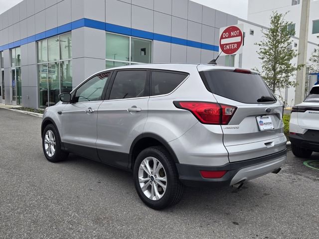 Used 2019 Ford Escape SE image 5