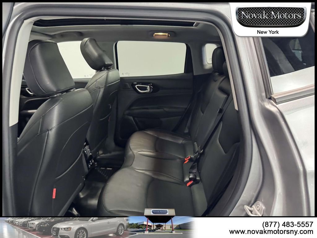 Used 2022 Jeep Compass Trailhawk w/ Trailhawk Elite Group image 10