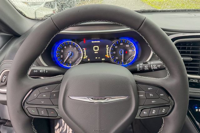 New 2026 Chrysler Pacifica Select image 14