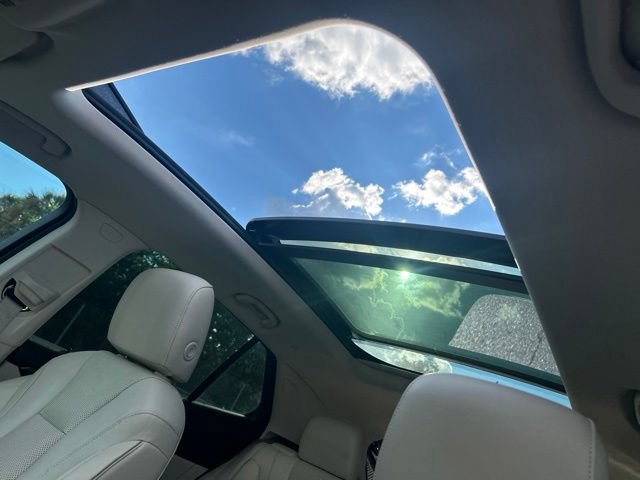 Used 2021 Buick Envision Essence FWD image 20