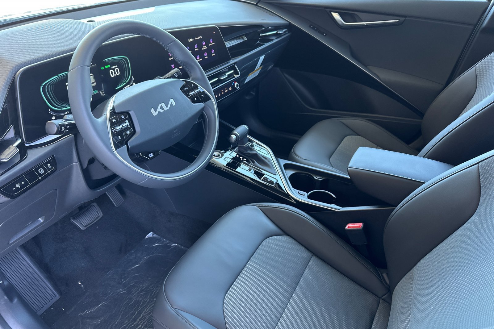 New 2026 Kia Niro EX FWD image 10