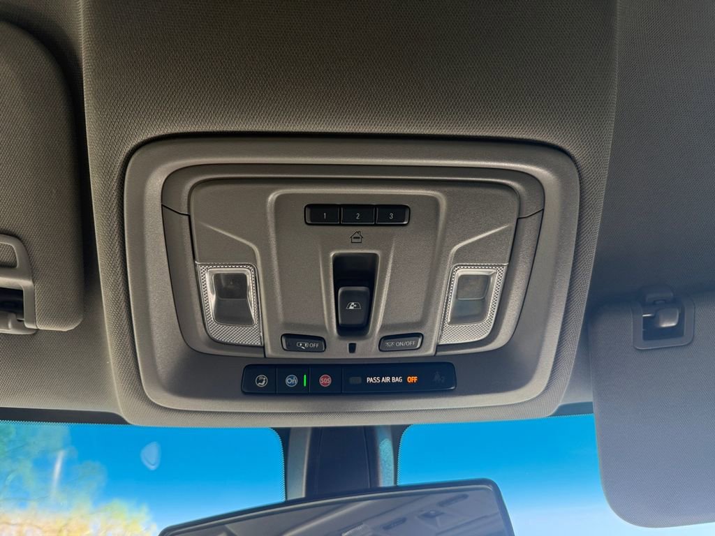 Used 2021 Chevrolet Silverado 1500 LT w/ Convenience Package II image 26