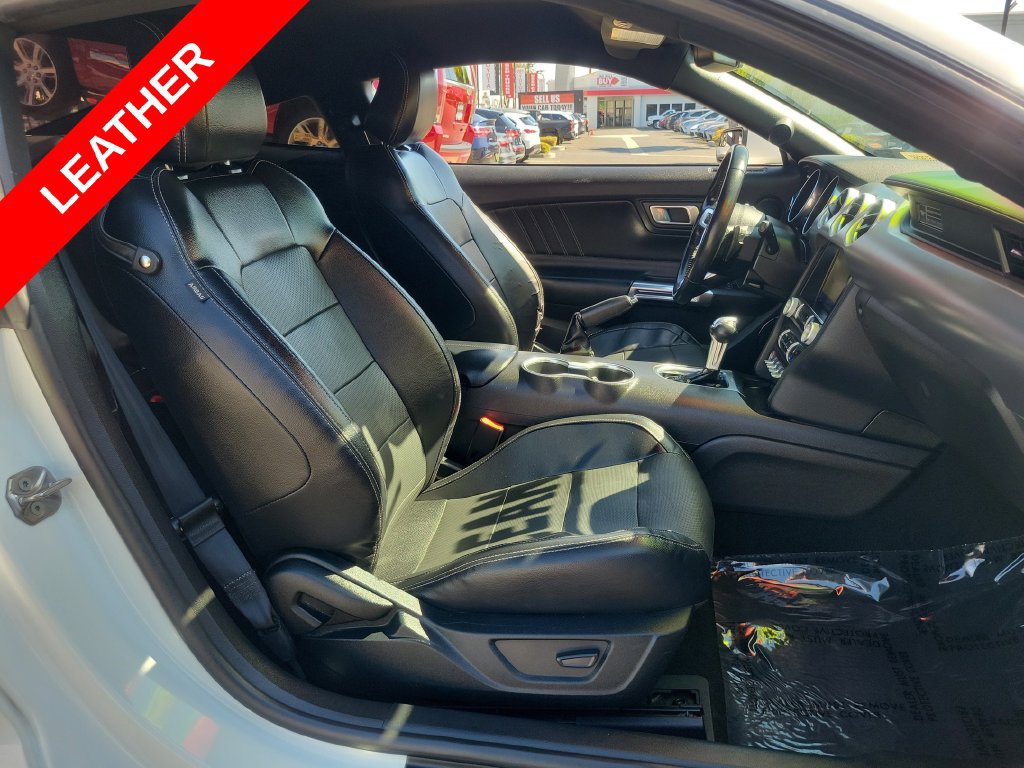 Used 2020 Ford Mustang Premium RWD image 14