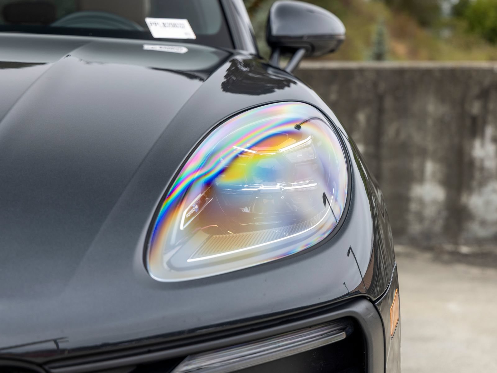 Certified 2023 Porsche Macan AWD/4WD image 18