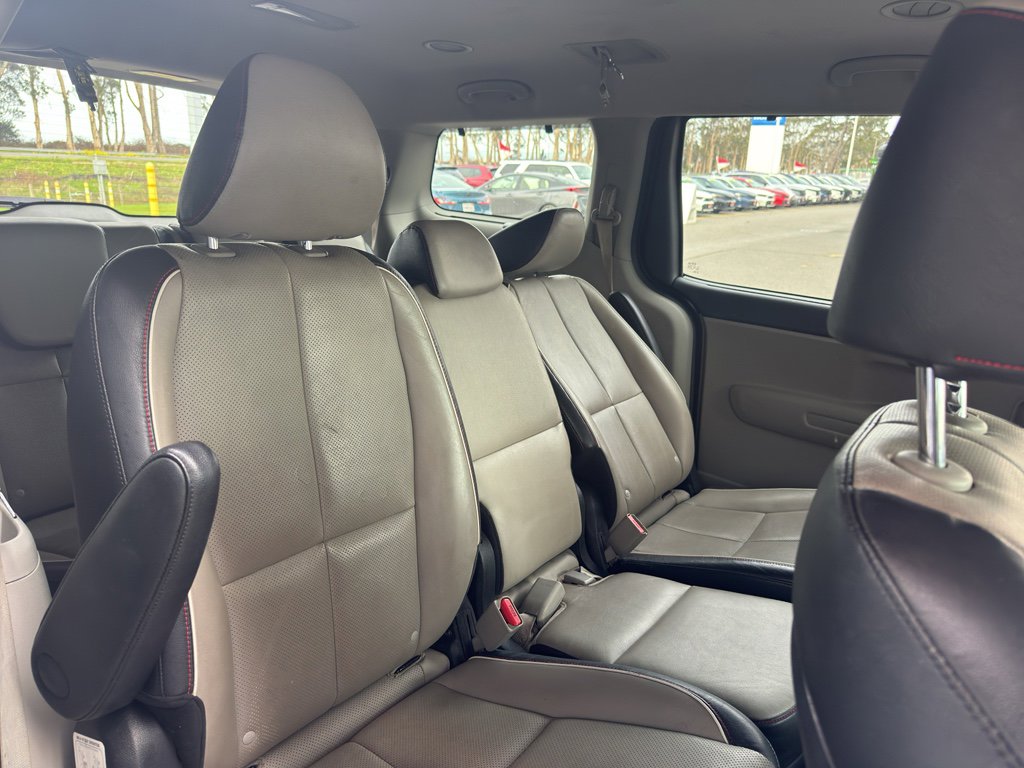 Used 2019 Kia Sedona EX image 14