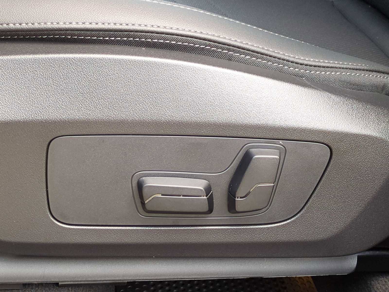 New 2026 BMW X1 xDrive28i image 17