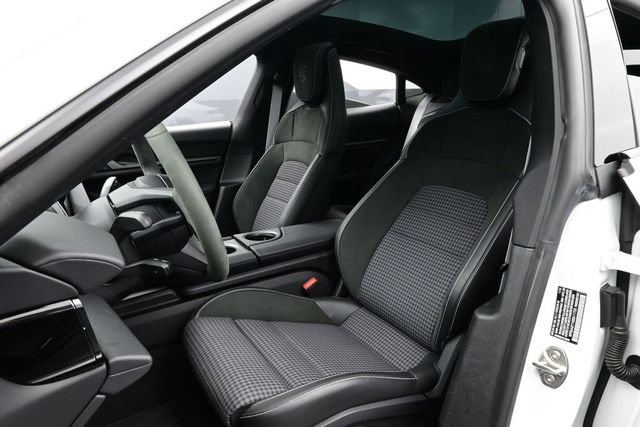 Certified 2025 Porsche Taycan AWD/4WD image 4