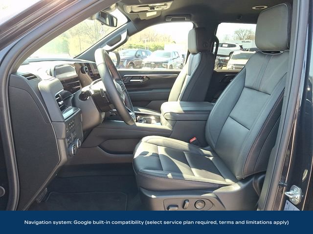 Used 2025 Chevrolet Tahoe RST w/ Comfort Package image 2