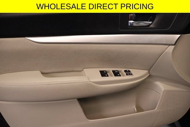 Used 2013 Subaru Outback 2.5i Premium AWD/4WD image 9